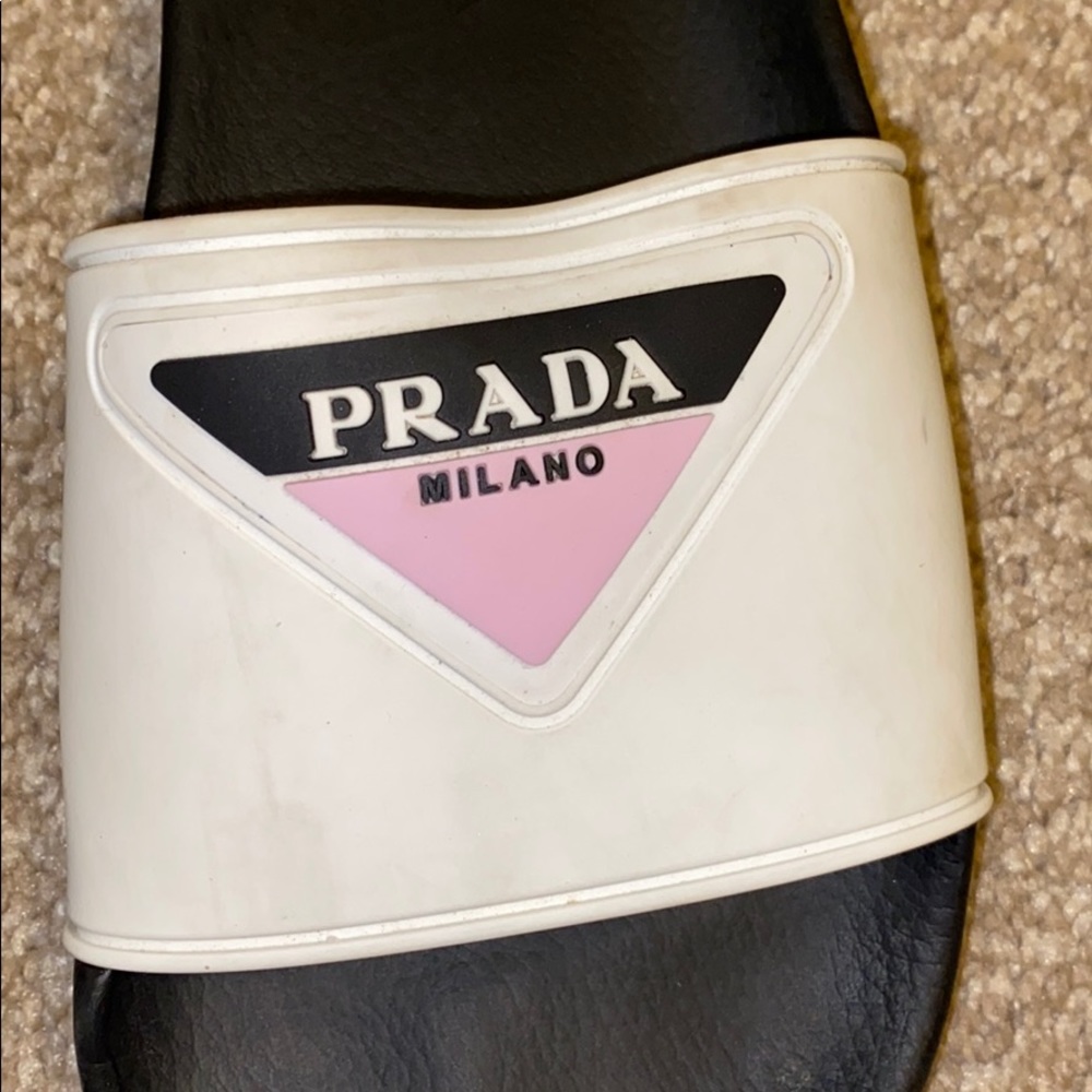 PRADA LOGO PRINT SLIDES - Picture 3 of 5